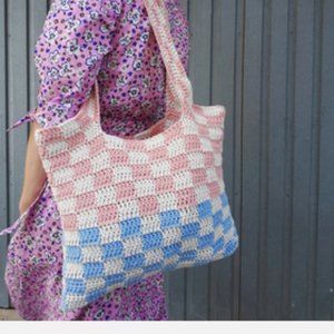 crocheted checkerd bag